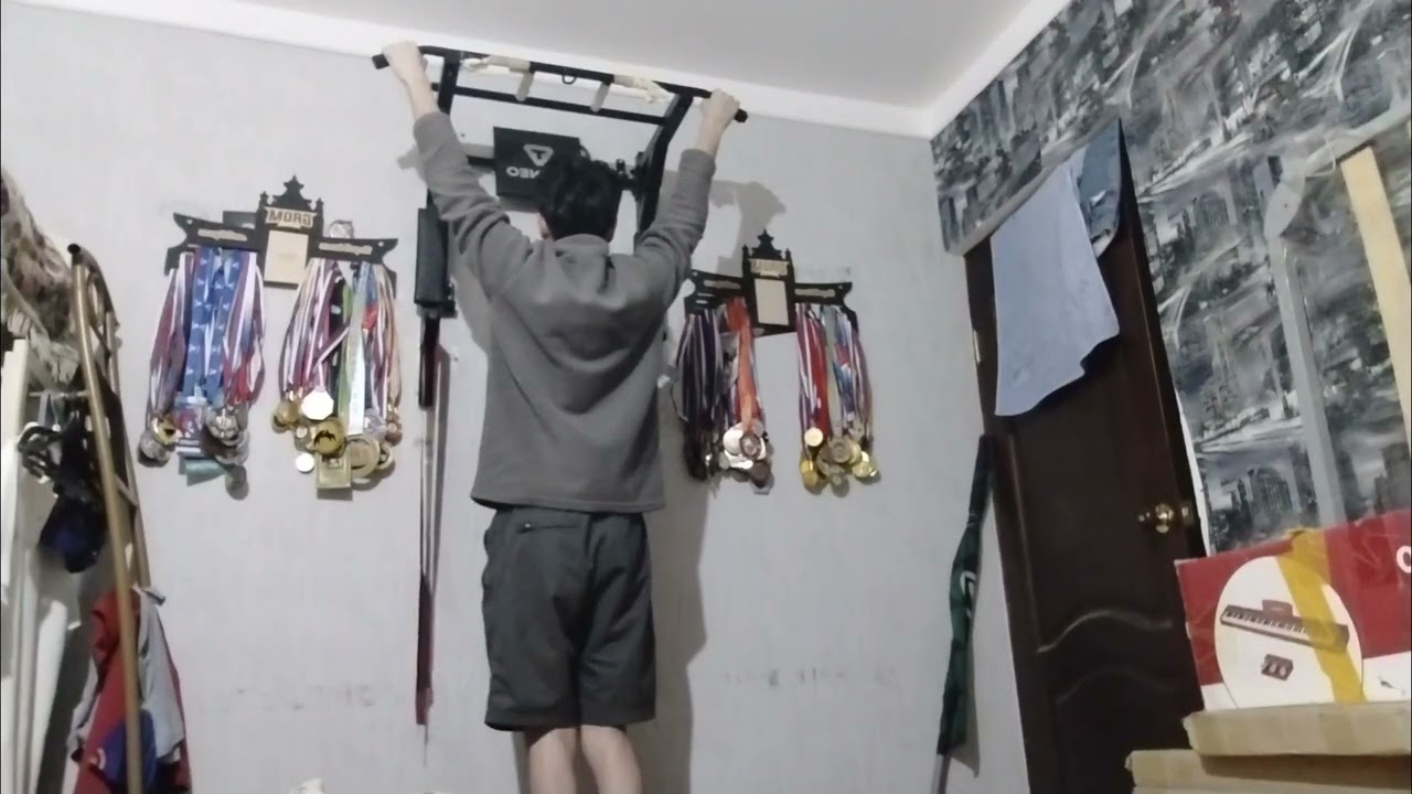 7 pull-ups per day until Vanoss Crew makes me laugh in GTA 6 | Day 158