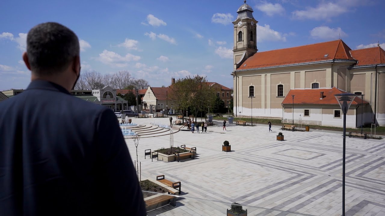 F. Kovács Sándor: Igazi ékszerdoboz Tiszafüred új főtere | Alfoldhir.hu