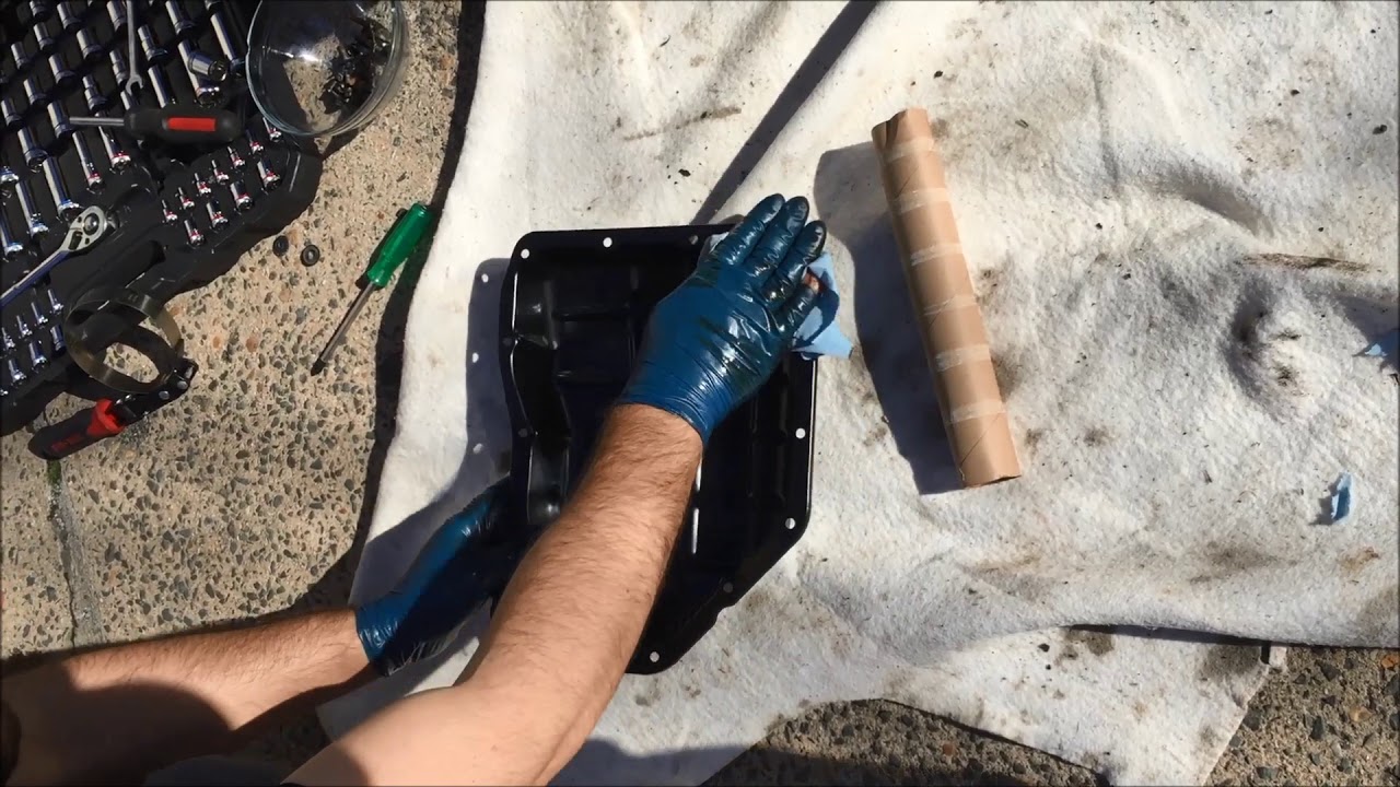 2006-2012 KIA sedona oil pan gasket replacement