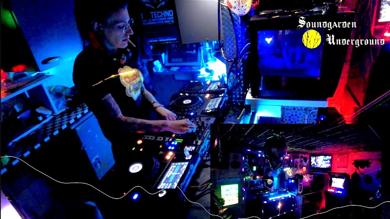 Hard Techno Set. DieSophie @Soundgarden Underground Techno 