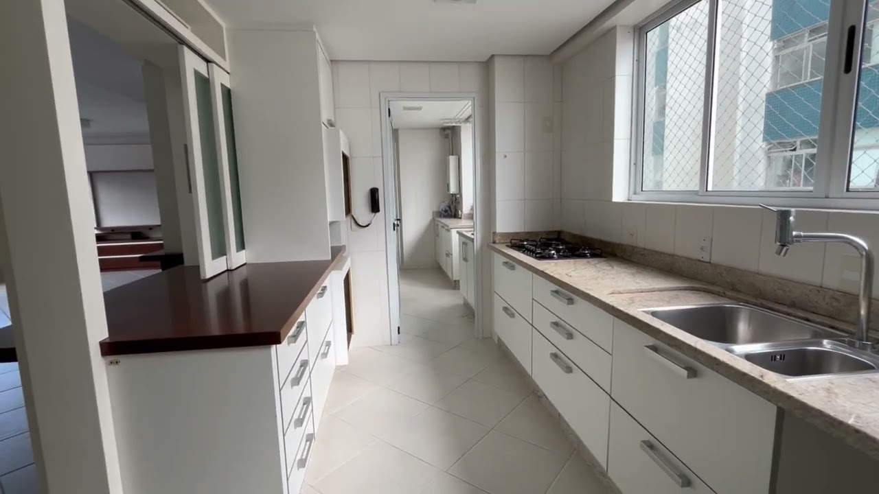 Apartamento de 3 quartos à venda no Centro, em Florianópolis.