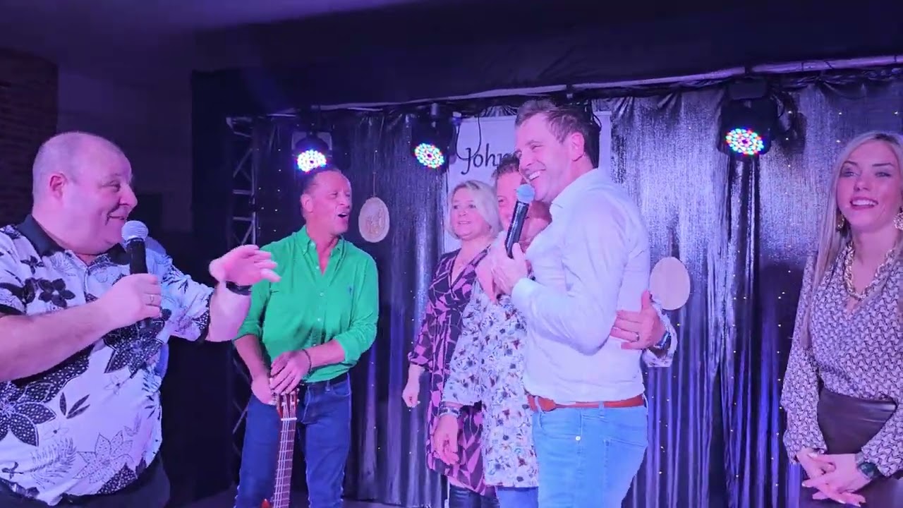 I need never get old  -John Dennis & Kletterhof Artiesten - Kletterhof  - Wieze