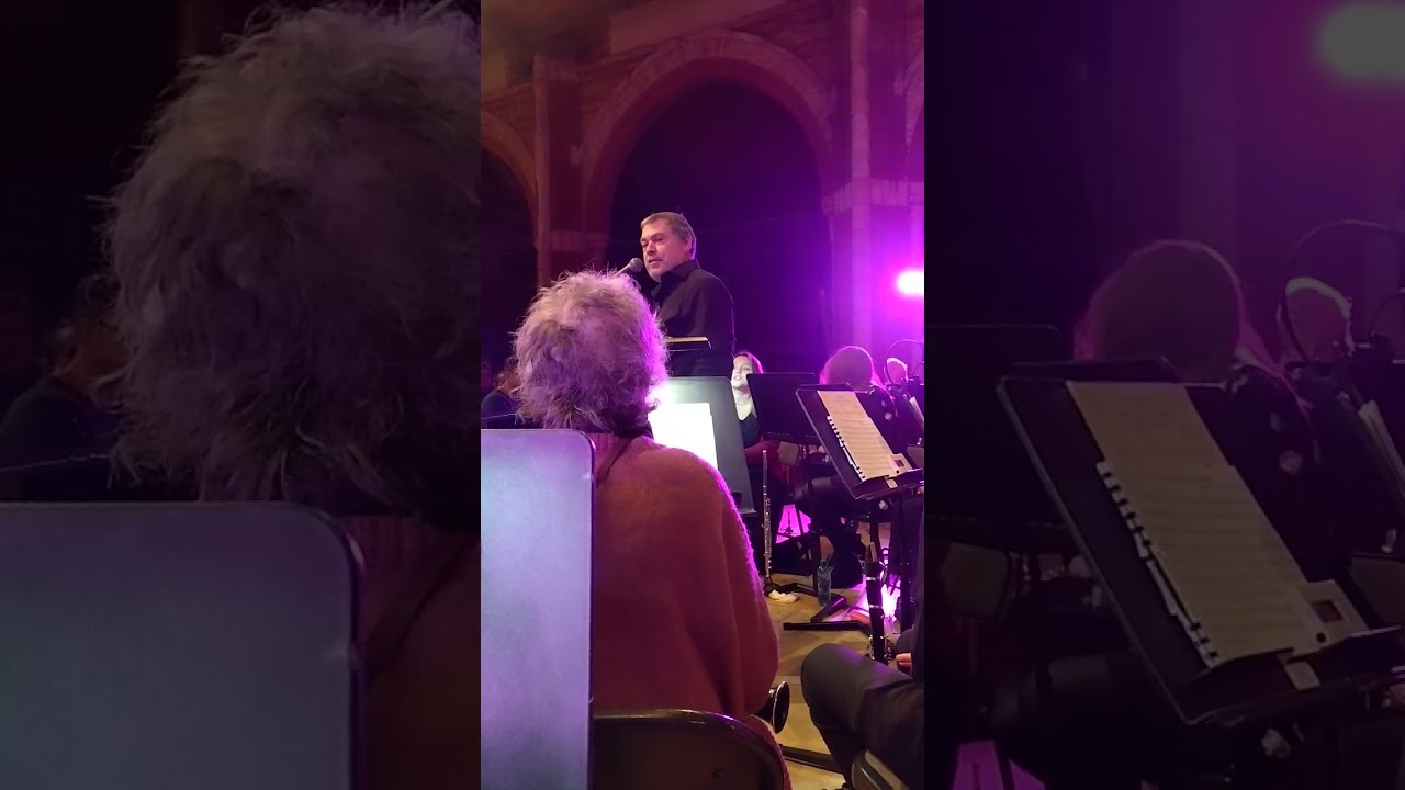 Memorial concert -Bob Bridges London -band view, some tuning and...and a speech.