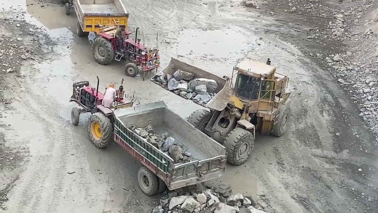 Massive Boulders vs Caterpillar 966D | Loading HOWO 336