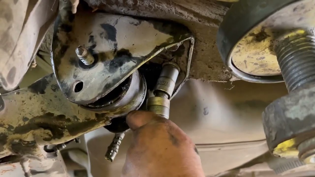 ريباراسيو لسيو و لي سيلان بلوك  Reparation essieu et silent bloc arriere Skoda # Volkswagen # Seat