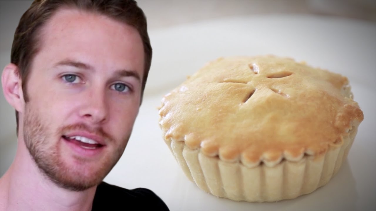 MINI APPLES PIES - BYRON TALBOTT