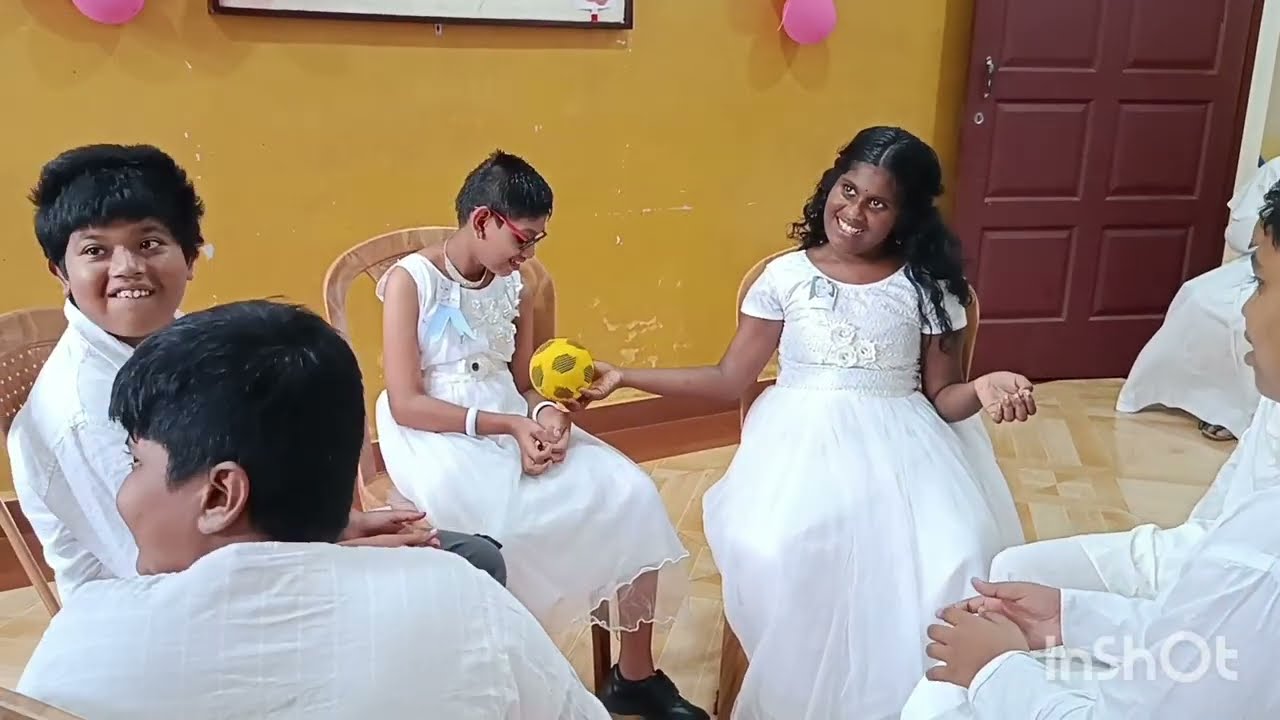 വർണ്ണാഭമായ ശിശുദിനാഘോഷം 