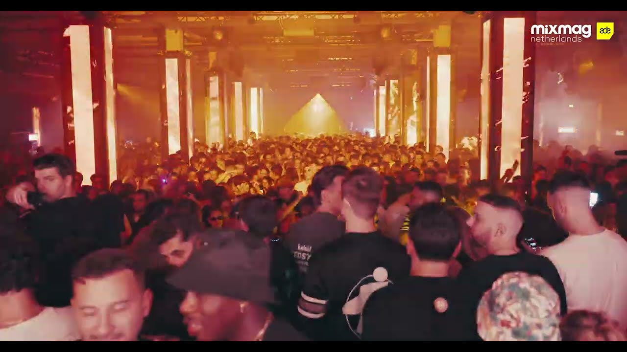 East End Dubs | Warehouse Elementenstraat | Mixmag Netherlands x Wavy