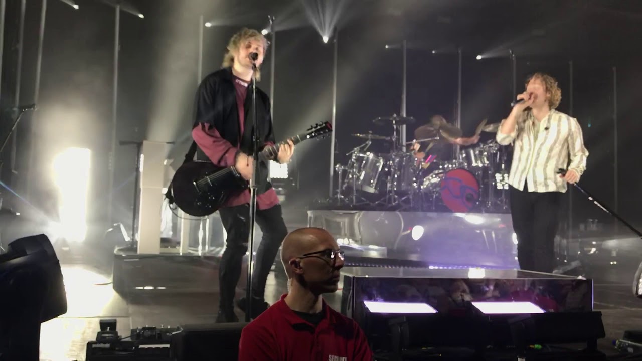 Why Won't You Love Me - 5 Seconds Of Summer | Live @ Fryshuset 10/11-18
