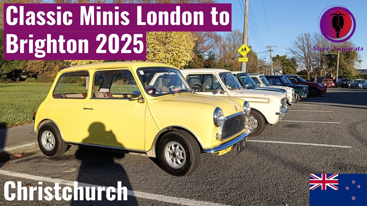 Classic Minis on a London to Brighton run 2025