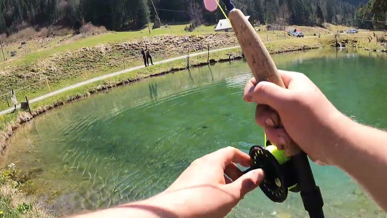 ON GRIMPE POUR PECHER CE SPOT UNIQUE !!! || CORVAL FISHING ||