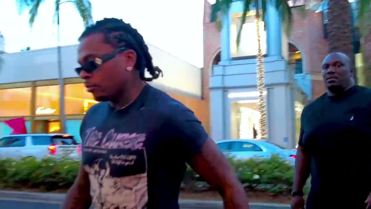 Celebrities Caught Shopping 🌴Beverly Hills  (2023)