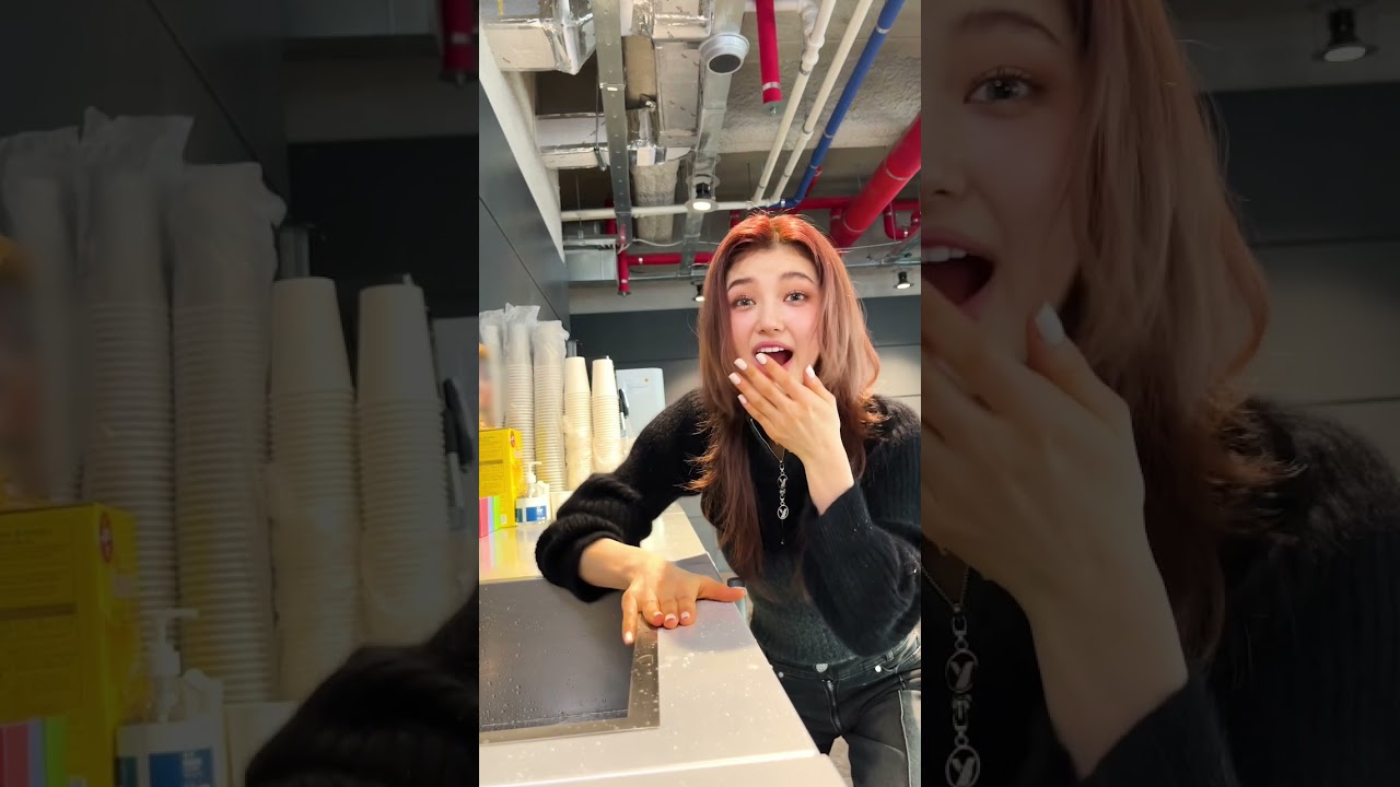 OMG this phone🥹 #NewJeans #뉴진스 #NewJeans_OMG #NewJeans_Ditto #Year_of_NewJeans