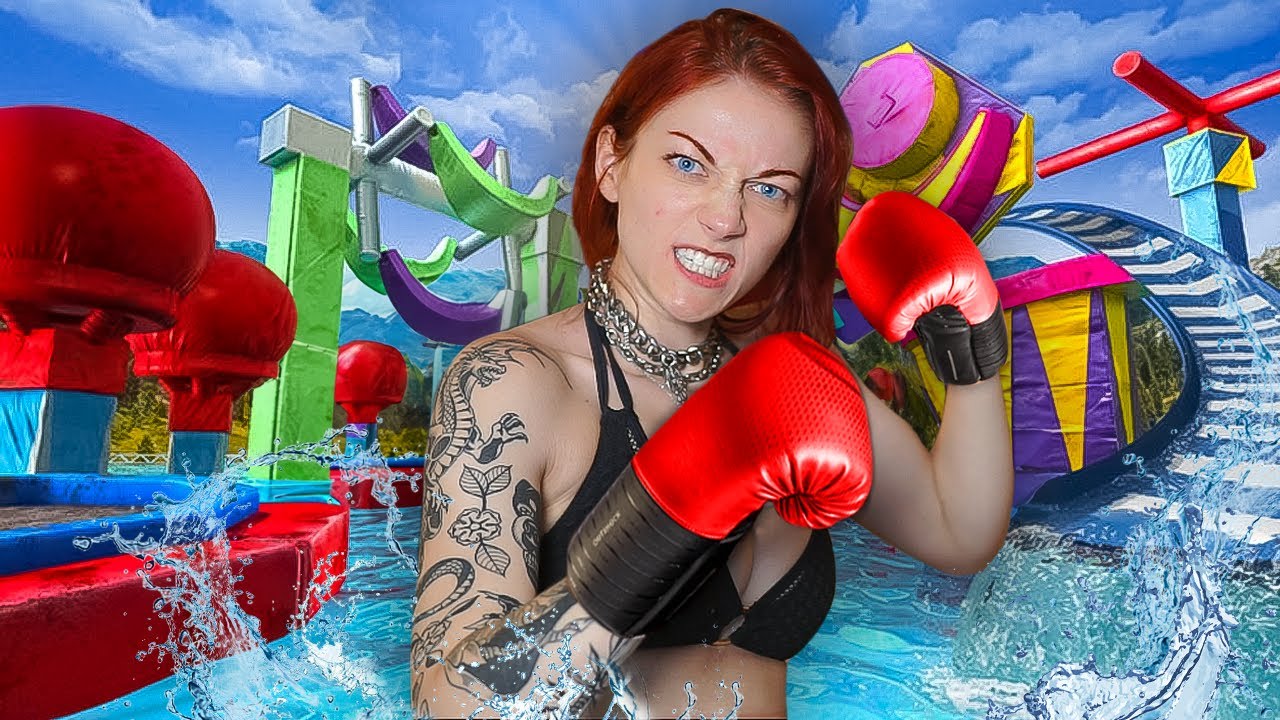 I survived EXTREME WIPEOUT with my friends!