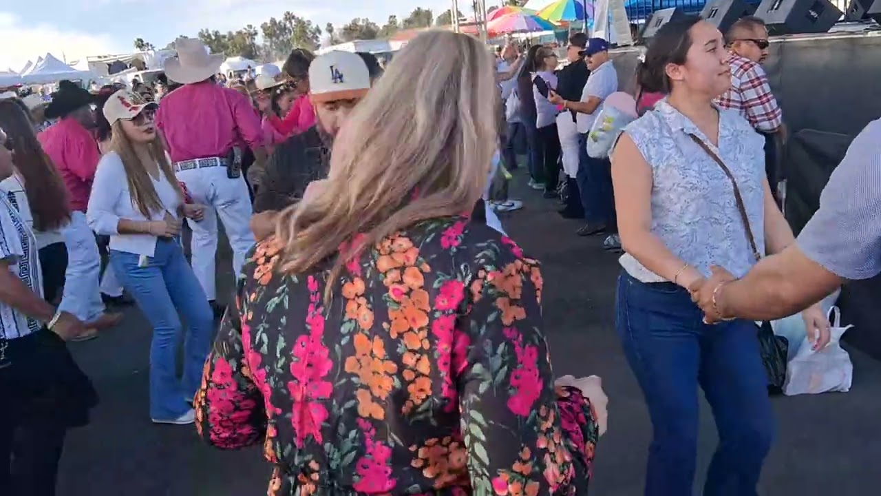 Cumbia al estilo 😎 👌 RENEGADO grupo  