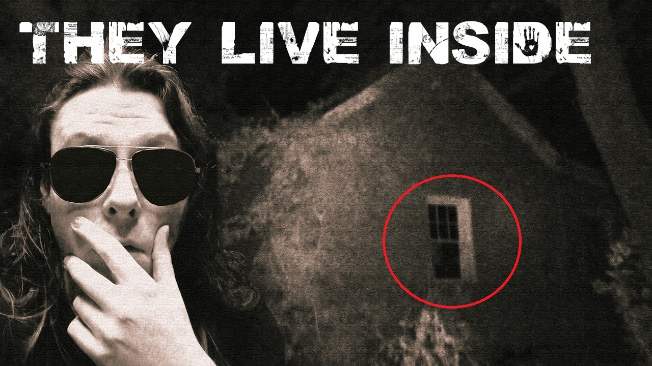 Exploring a creepy abandoned house ( Marion county South Carolina )