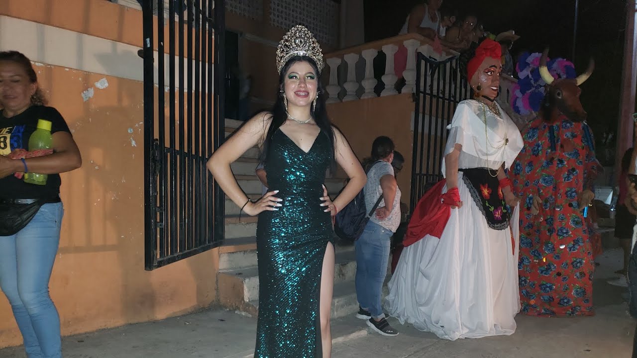 El Desfile de Carnaval en el pueblo de El Espinal fue fabuloso