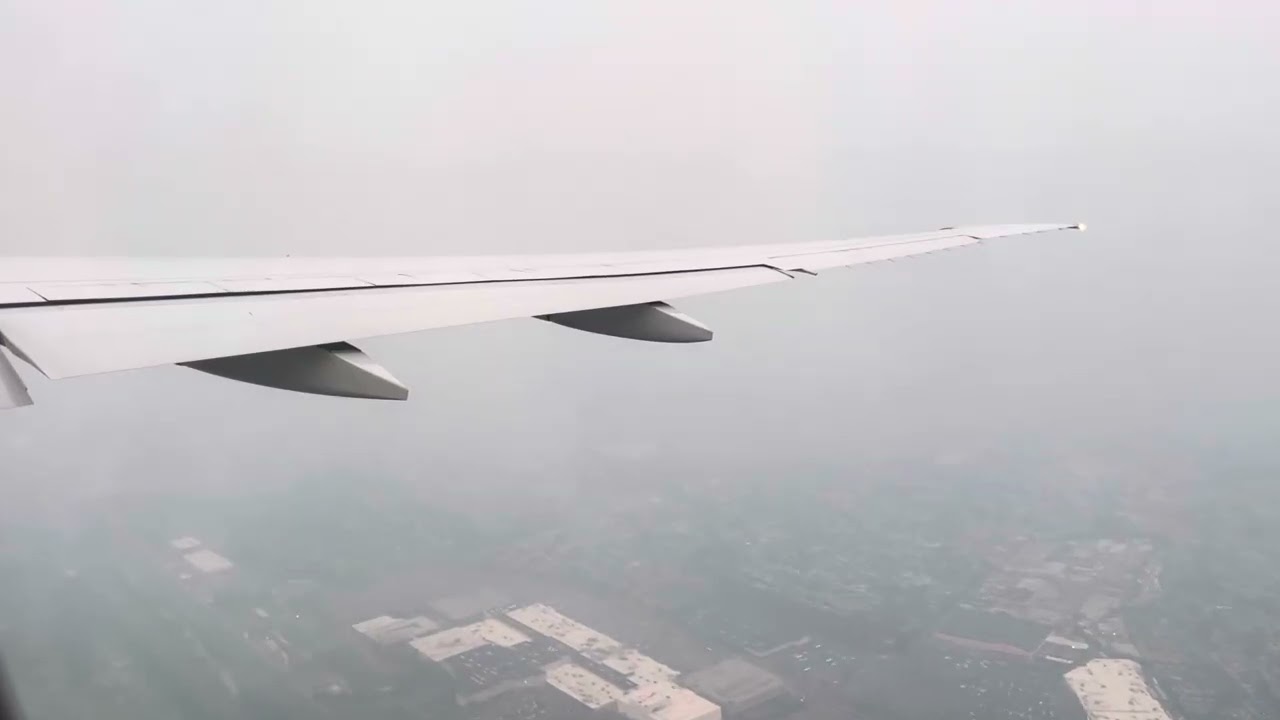 American Airlines 777–323ER take off from John F. Kennedy [N721AN]