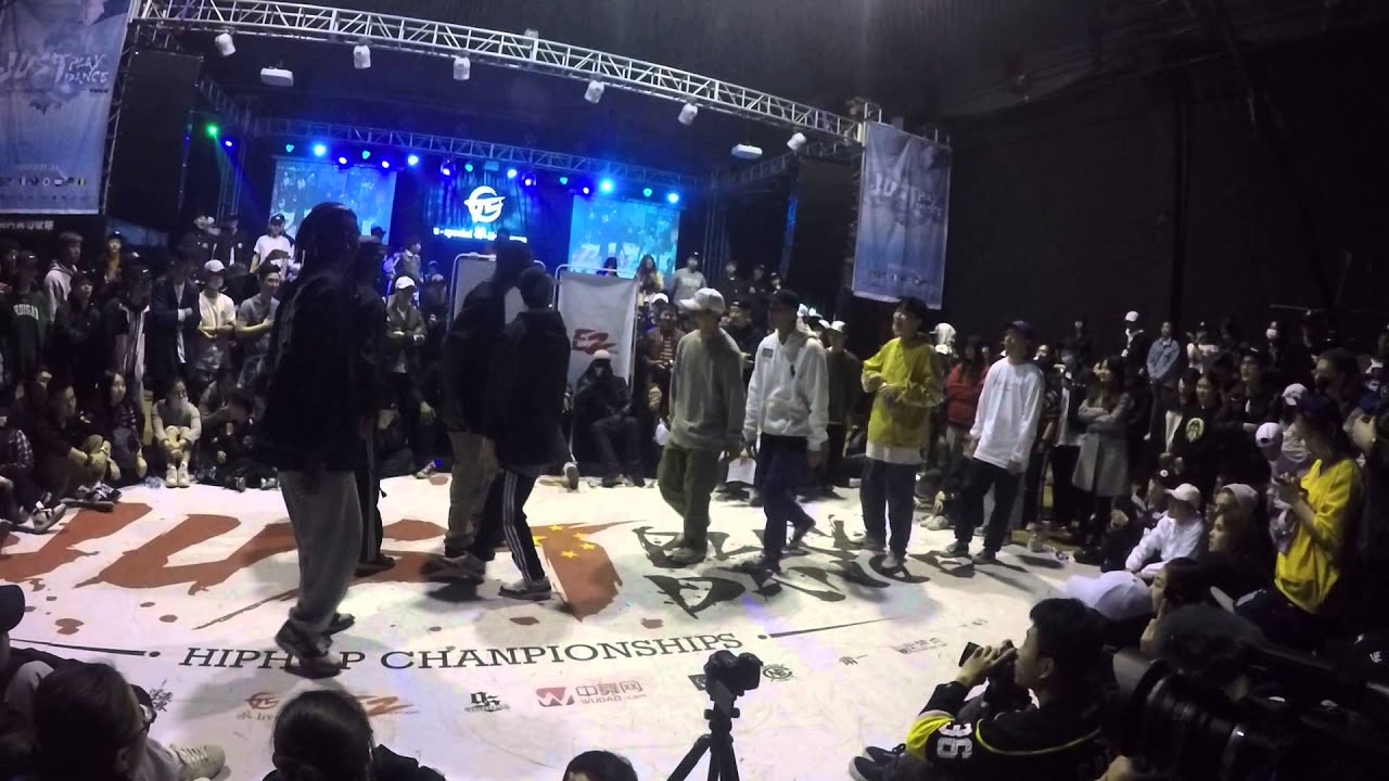 欧洲队(bouboo icee ben alex) vs  xcrew(小生 秦煜 阿祺 limki )