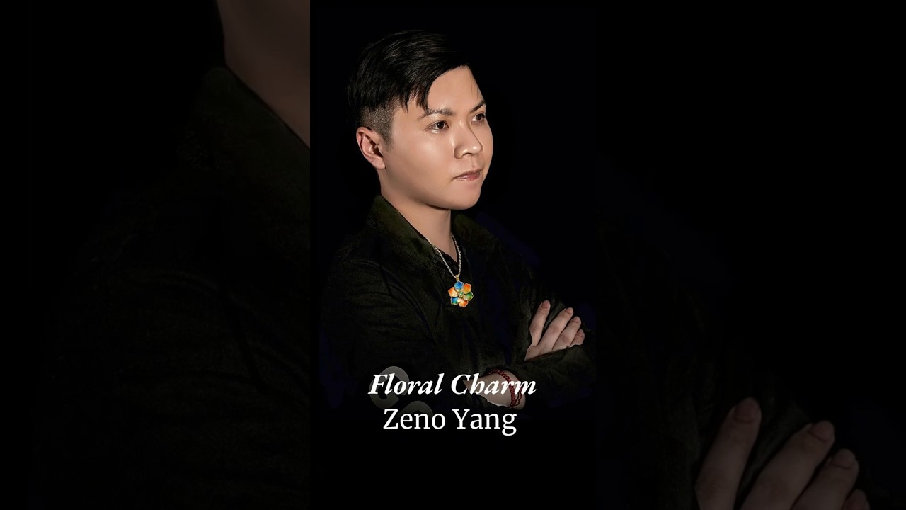 Designer Zeno Yang presents his work "Floral Charm".