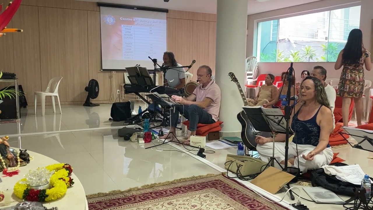 04-01-2026 Bhajans, Mantras e Kirtans (Cerimônia de Cânticos Devocionais)