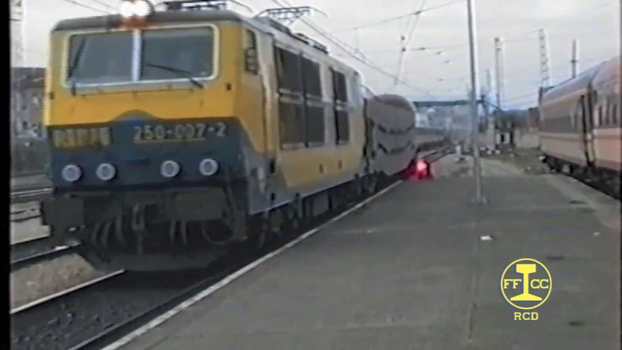 Trenes Expreso Estrella con locomotora S/250. Librea Original. 02ª Parte.