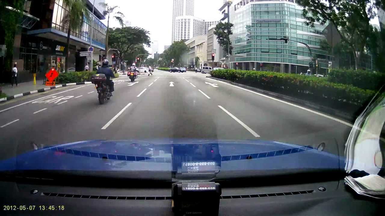 Traffic Police vs Maserati