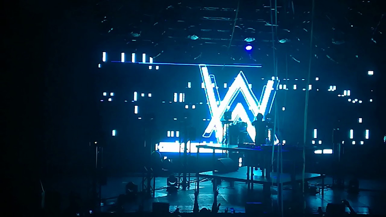 Alan Walker - concert Berlin Columbiahalle 12.04.2019 part 6