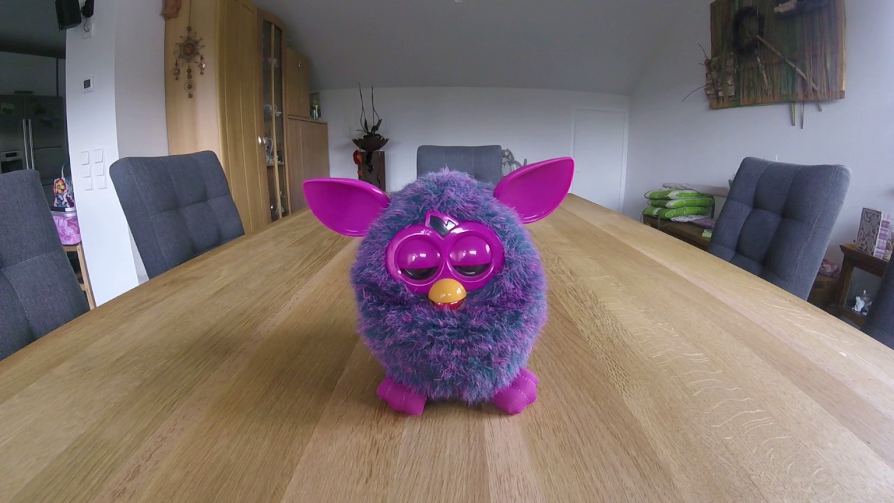 Furby, deutsch, ändert sich von böse nach lieb