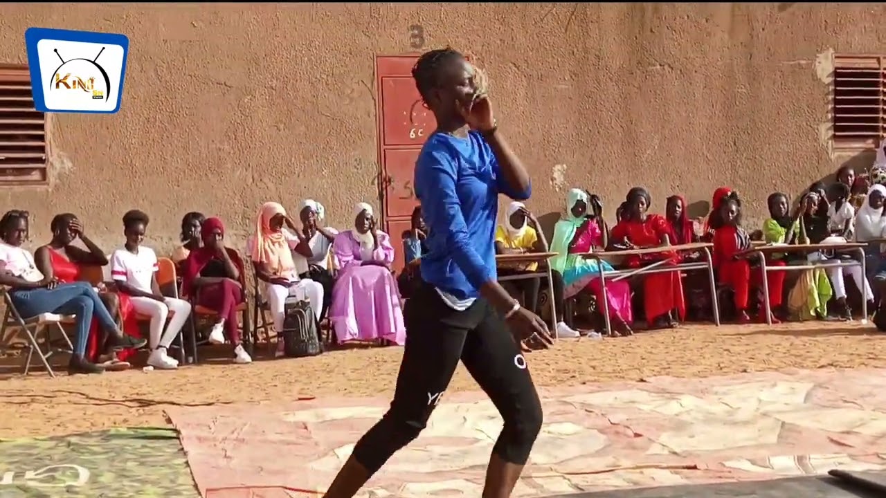 Préstation du Club Gym de Toglou au fosco du Lycée