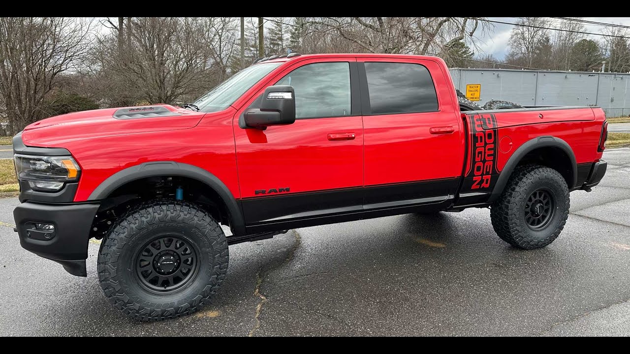 Беглый взгляд на новые диски и 37-дюймовые шины на моем Ram Power Wagon 2024 года.