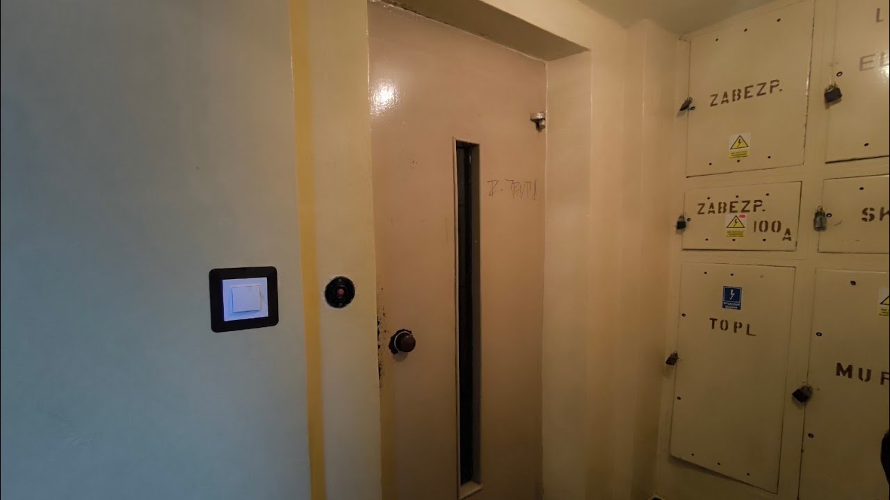 Oryginalny ZUD z odnowioną kabiną @ ul. Olszynka 6, Poznań 🇵🇱