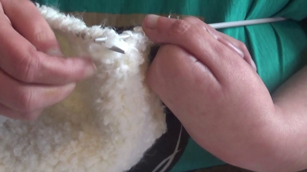poncho pour poupom poupée