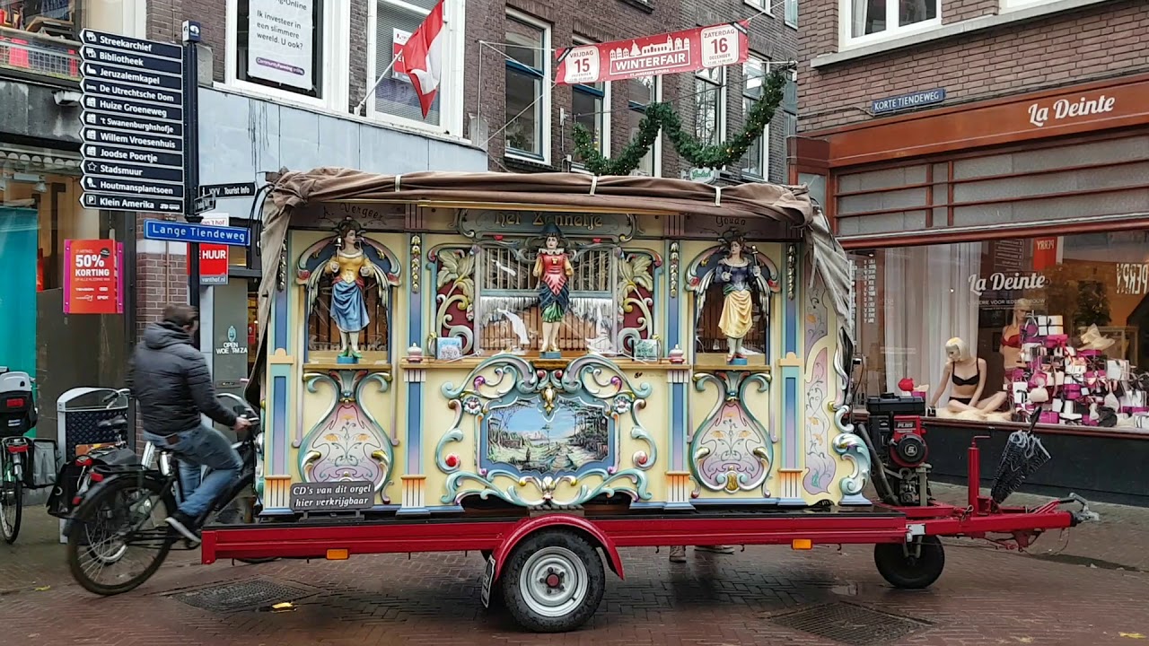 Draaiorgel het Zonnetje speelt Mah Na-Mah Na  van de Muppets show 9-12-2017