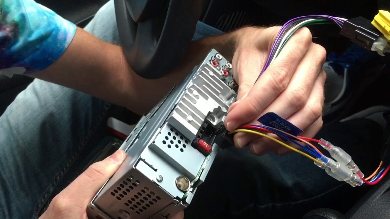 Renault Clio 2 : changer le poste radio