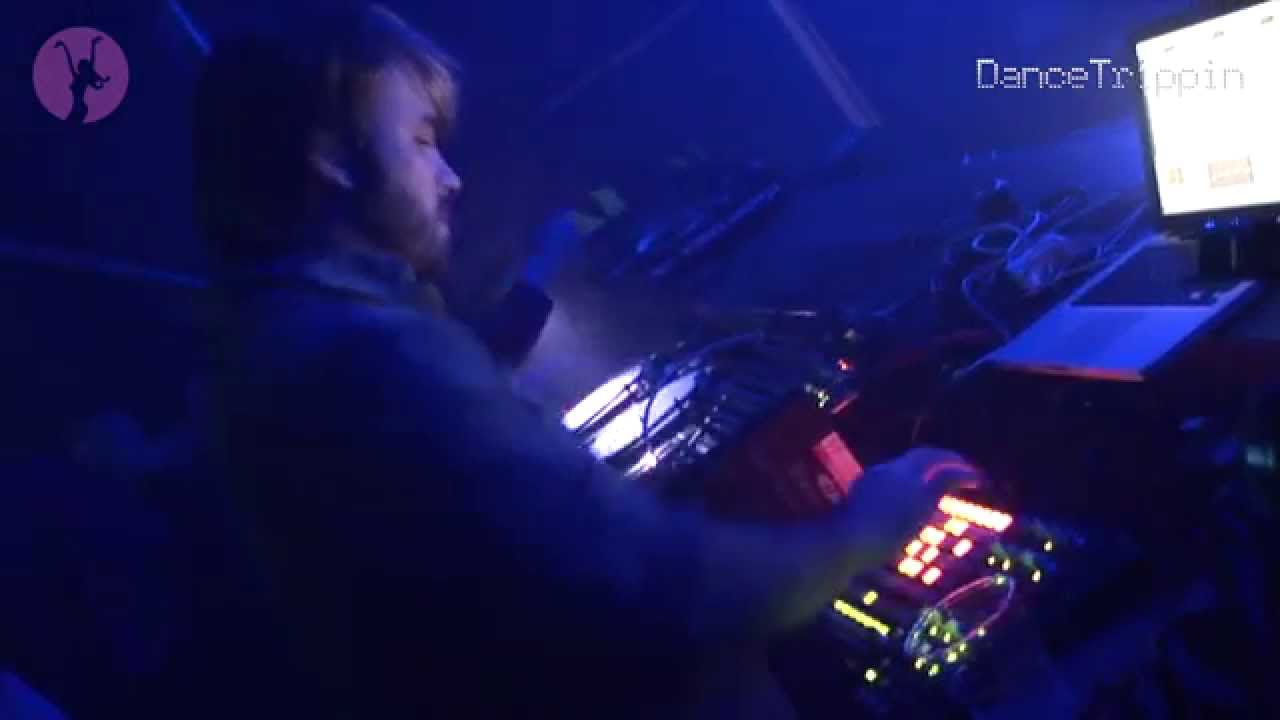 Lee Curtiss ft Debbie Rennalds - Freaks [played by Lee Curtiss]
