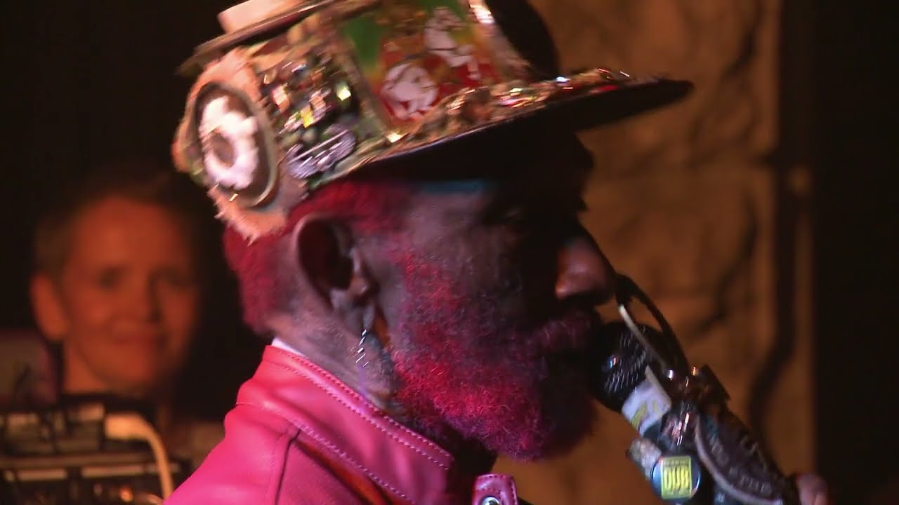 Man With A Harmonica (Dub Spencer & Trance Hill feat. Lee 