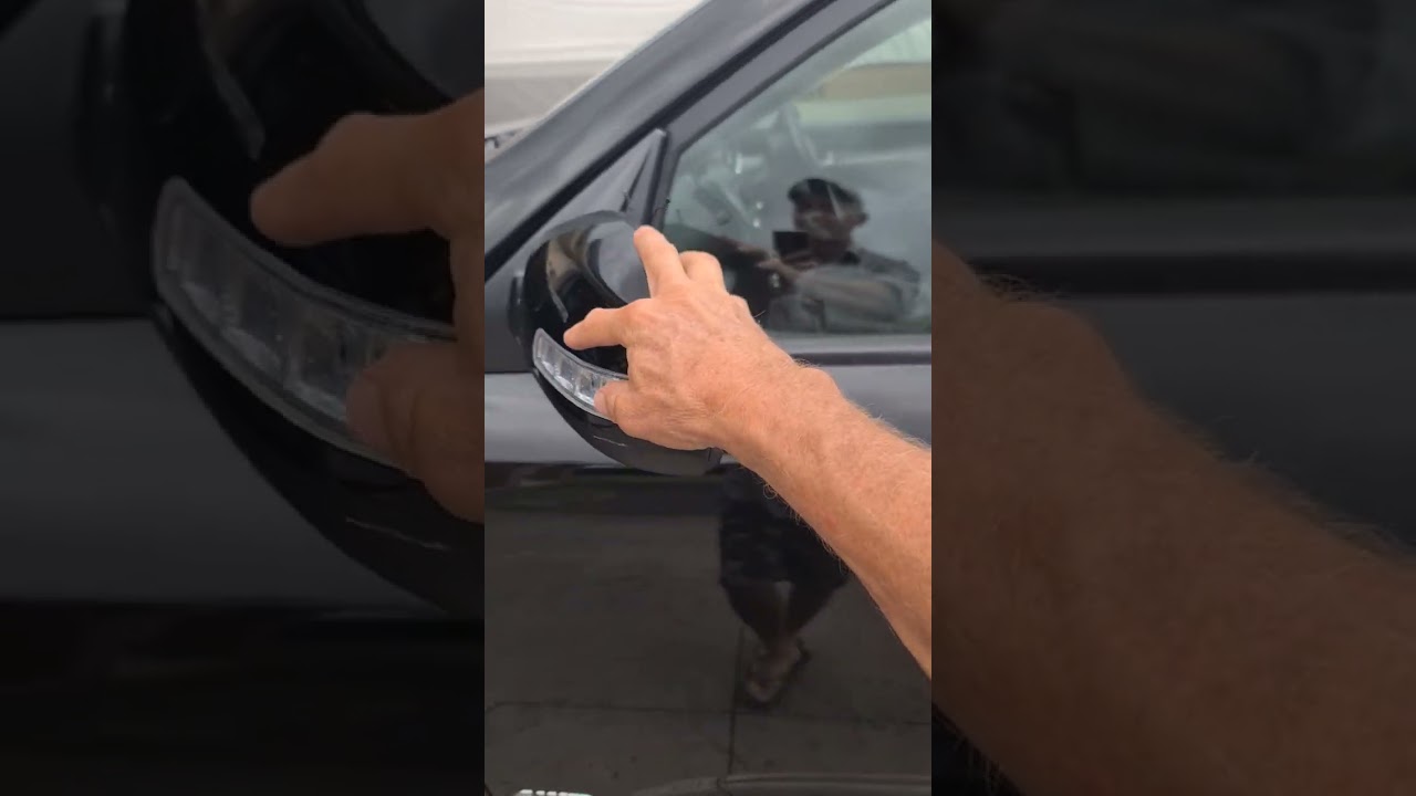 Kia Sorento XM 2010-2015 Mirror LED blinker replacement