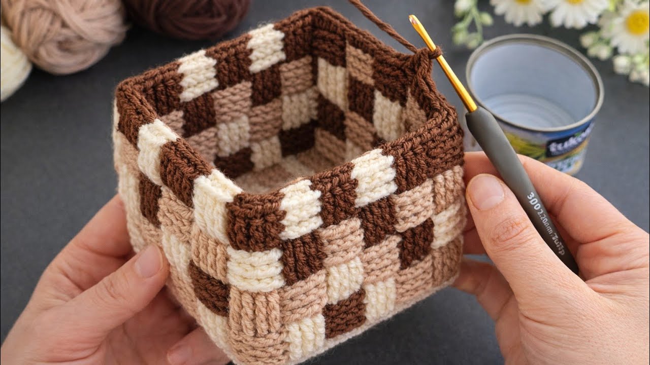 Don’t Throw It Away! 😱 Crochet Pencil Case & Hook Organizer | Easy & Profitable Idea