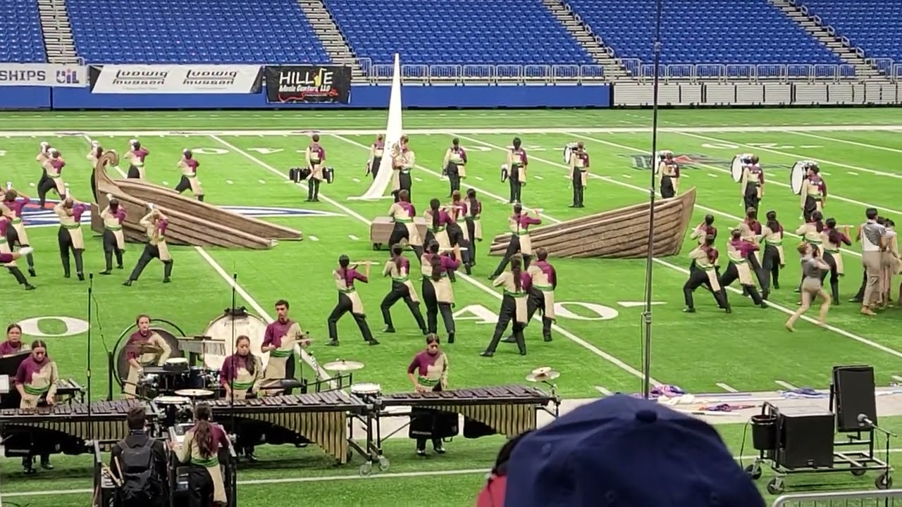 Pine Tree performing at State,  San Antonio, 11/6/23