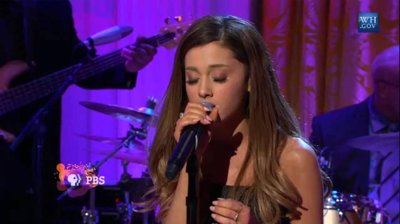Ariana Grande Performing Tattooed Heart at the White House on 3/6/2014