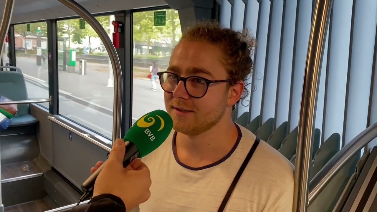 Start Linienbetrieb E Gelenkbus September 2023