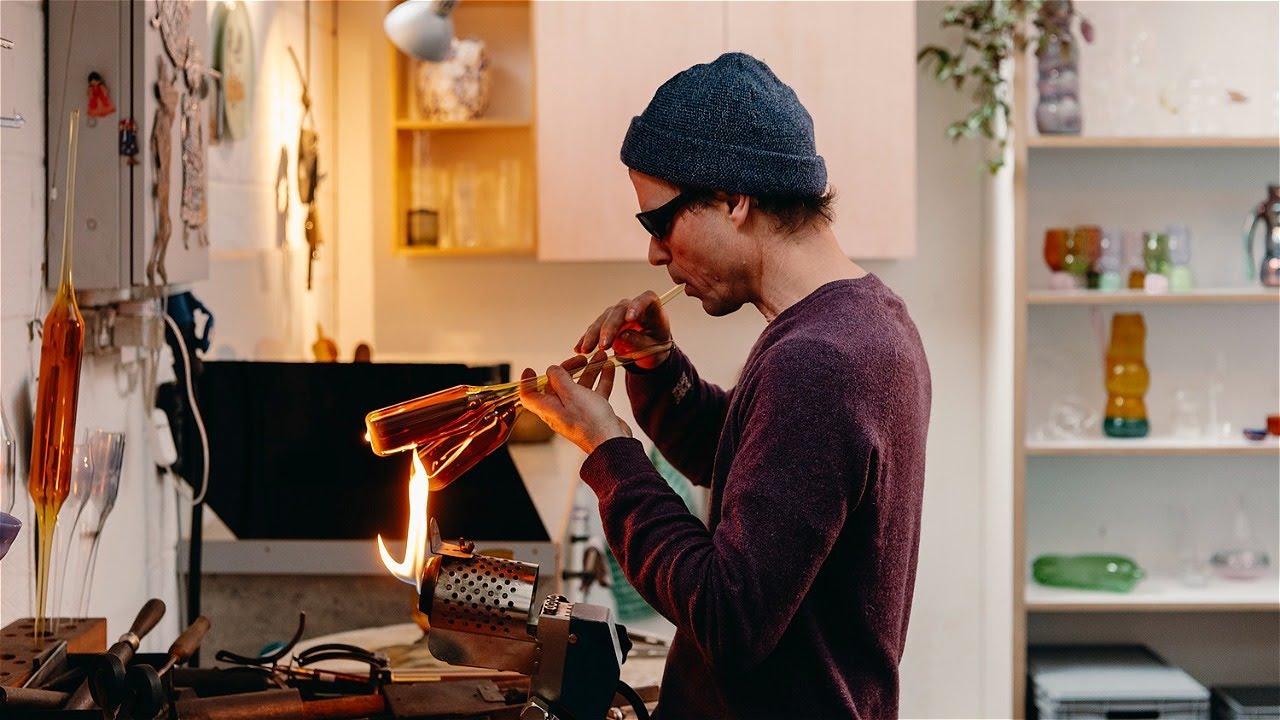 The Mesmerising Craft of Jochen Holz’s Idiosyncratic Glassware – Modern Makers