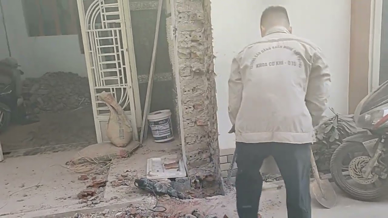 Sửa chữa nhà cũ#xaynhatrongoi #construction #sythoxay #nhadep 