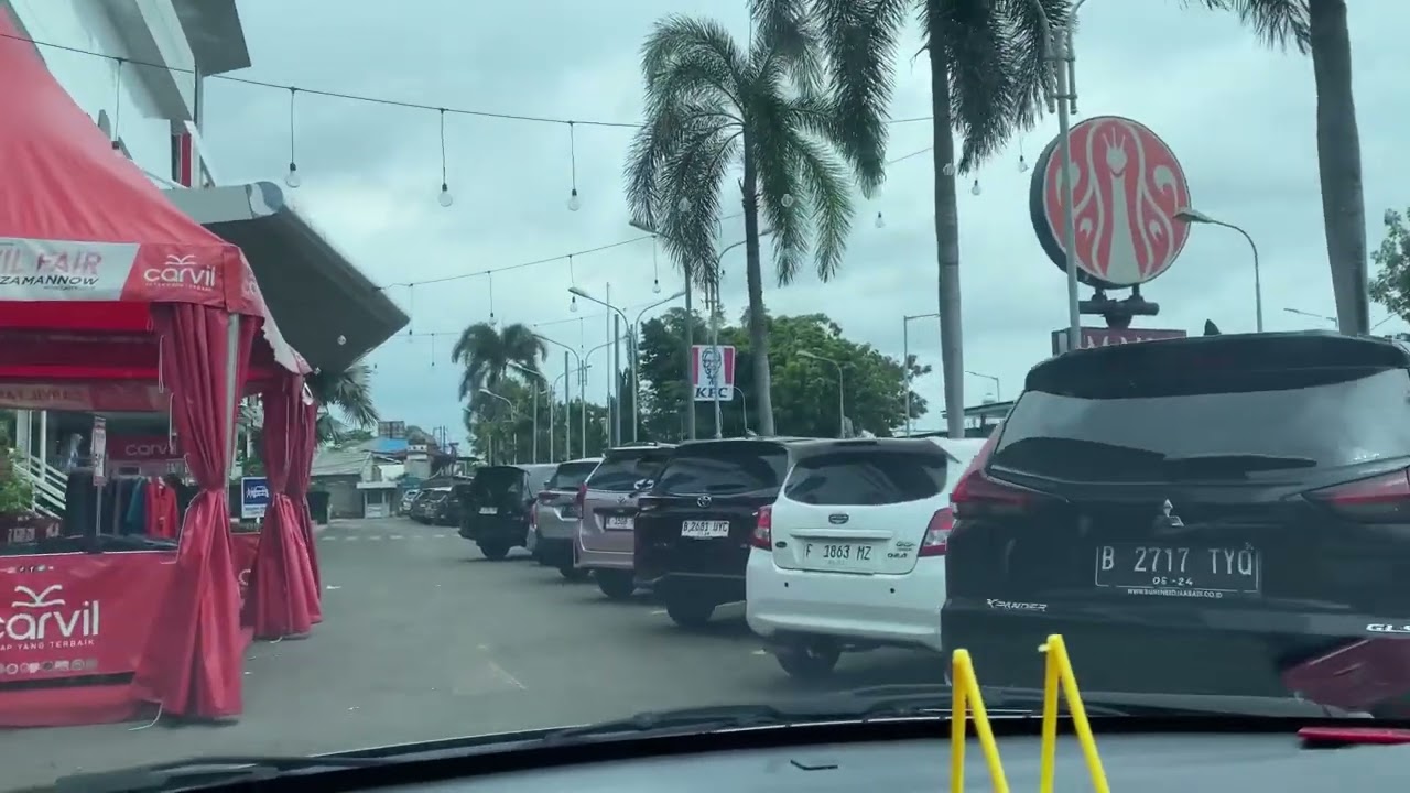 PARKIR MOBIL / MOTOR MALL  CIPLAZ KLENDER | MALL CITRA KLENDER RAMAYANA