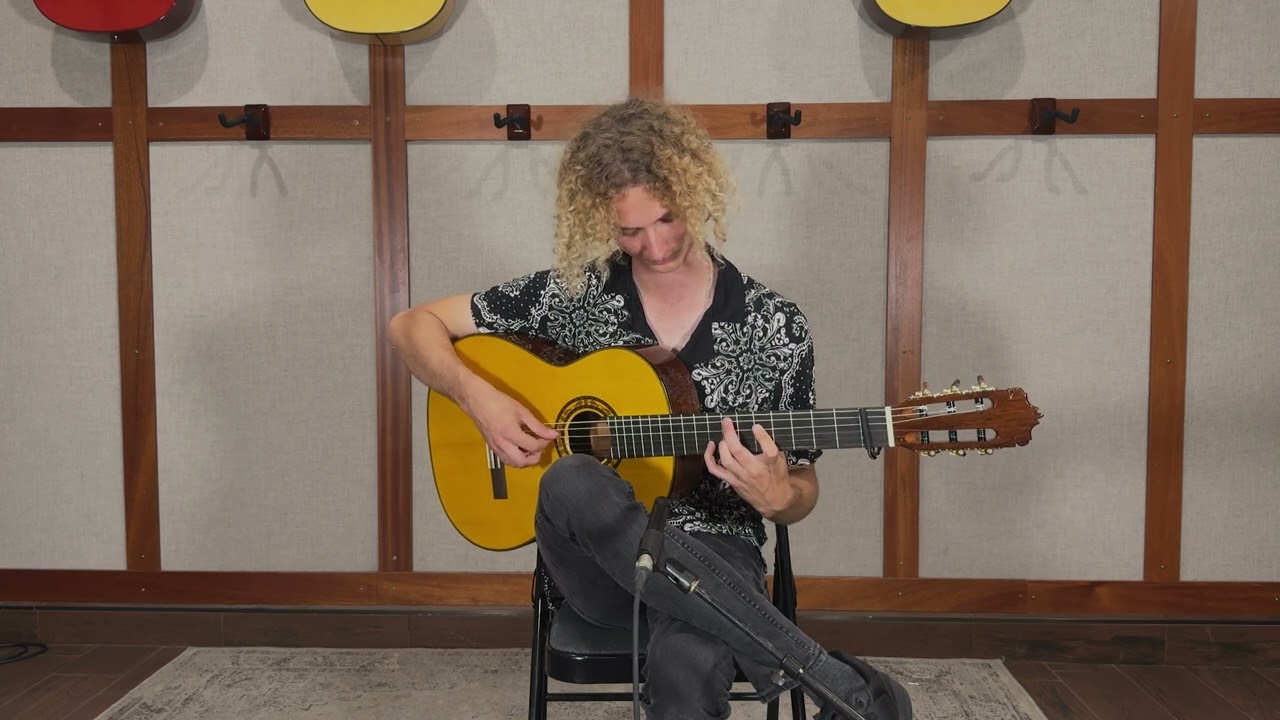 Roma Performed by Theo Claus on a 2023 Francisco Navarro SP/PE Concert Flamenco Negra