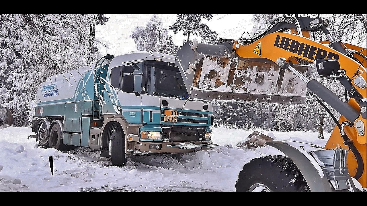 Zapadlá Scania , Liebherr 508 Compact
