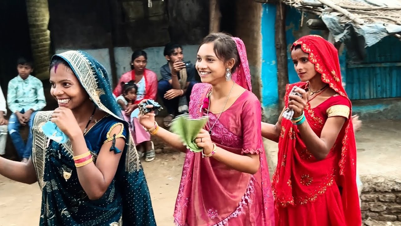  आदिवासी समुदाय नृत्य/डांस वीडियो  ट्रैवल व्लॉग है जो 2026 में वायरल हुआ।