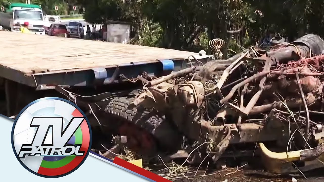 4 patay, 2 sugatan sa aksidente sa Nasugbu, Batangas | TV Patrol
