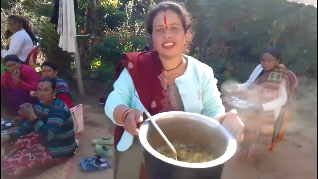 @seemabishtfamilyvlogs6664  Seema di se huee mulakat